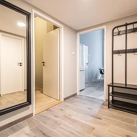 Sightseeing By Ruterra Apartamento